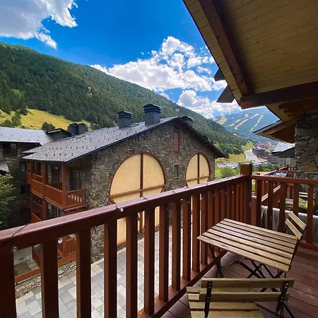 Modern Black Penthouse En Valle De Incles - Parking Gratis L By Bonesvacances